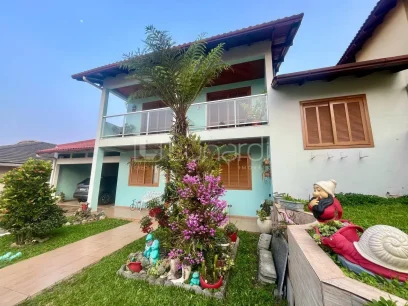 Casa com 4 Dormitórios - Miniatura - Lunardi Imóveis