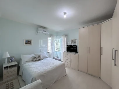 Casa com 2 Dormitórios - Miniatura - Lunardi Imóveis