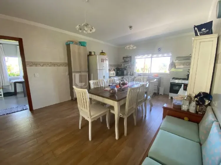 Casa com 3 Dormitórios - Lunardi Imóveis